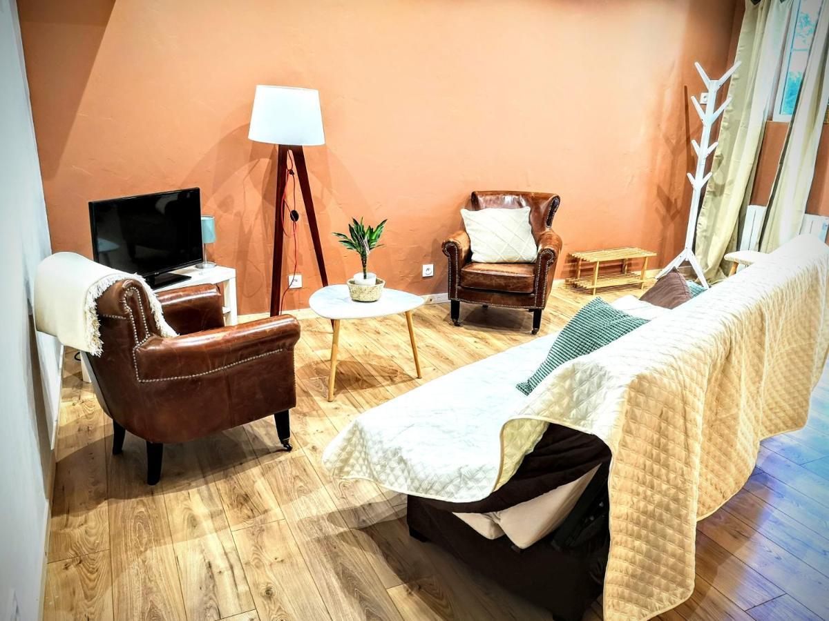 Le Tivoli Appartement Bagnères-de-Bigorre Buitenkant foto
